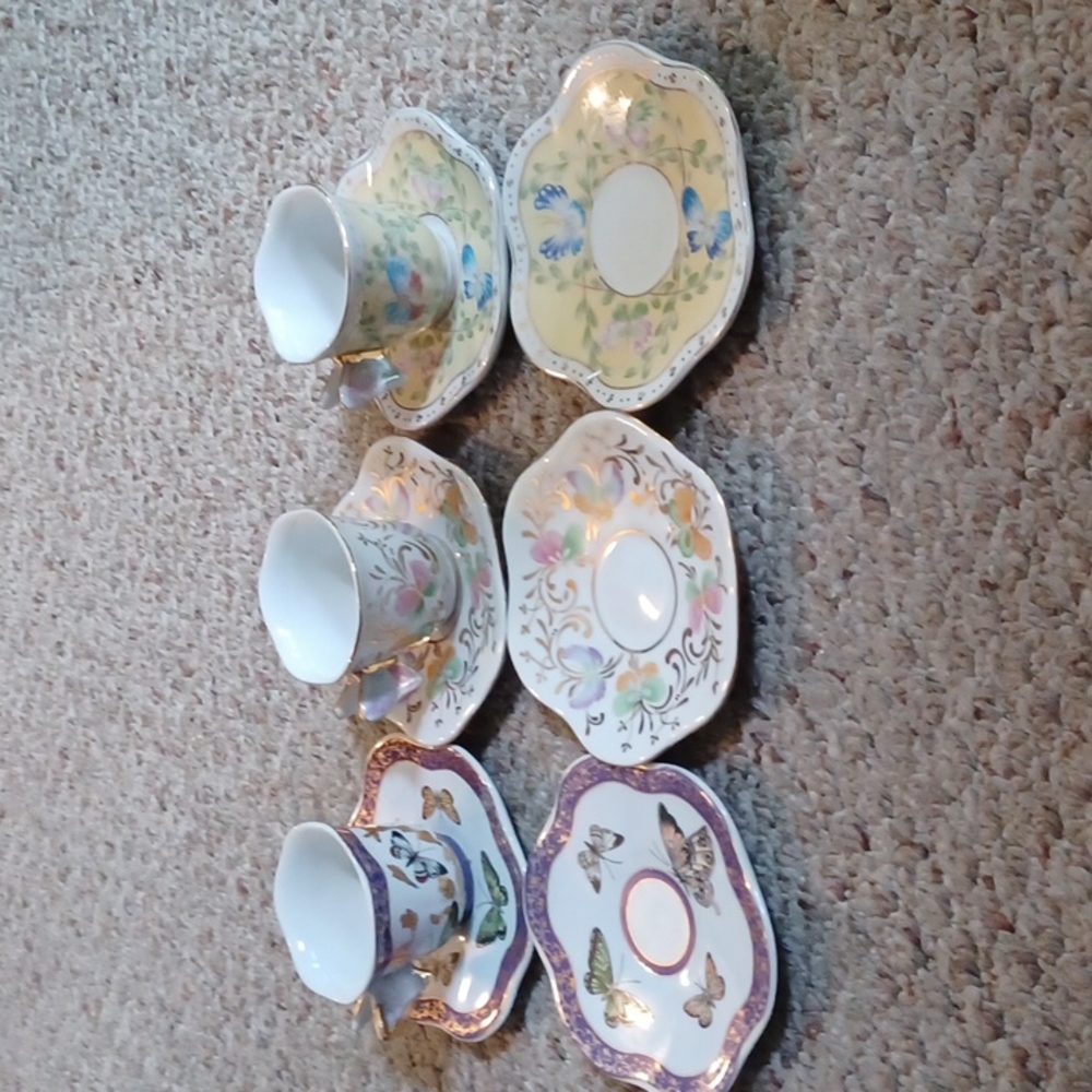 Elite 9 Piece porcelain tea set with butterfly candles and decor (NWOT)